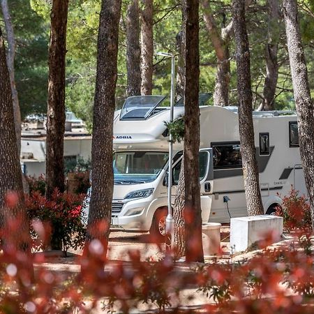 Riviera Mobile Home Makarska Exteriör bild