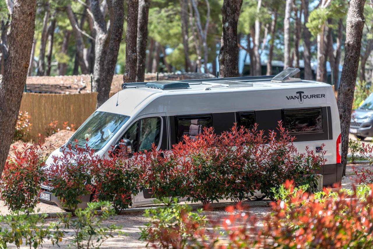 Riviera Mobile Home Makarska Exteriör bild